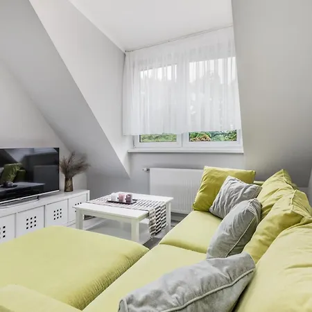 Апартаменти Apartament Podczele Grodzienska By Renters