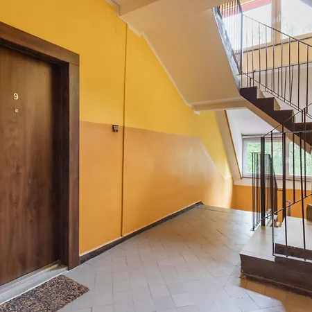 Апартаменти Apartament Podczele Grodzienska By Renters